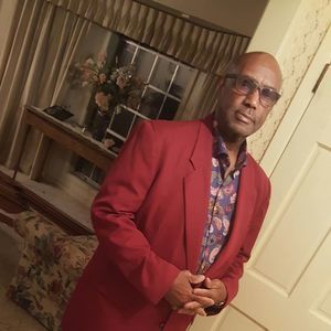 Meet your Posher, Edward